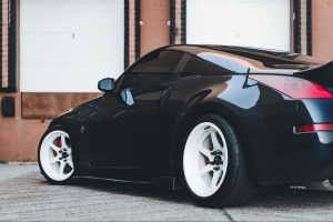 Luxury car tinting: cost vs. benefit Luxury car tinting: cost vs. benefit